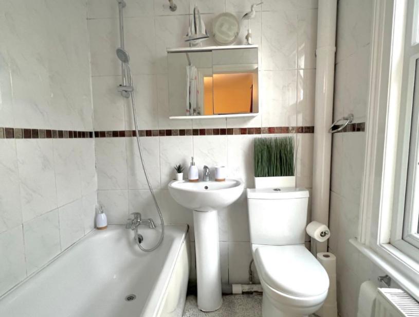 Beautiful Flat In Brixton Apartment Лондон Екстериор снимка
